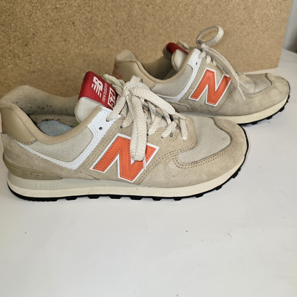 New balance 574 mens size 8